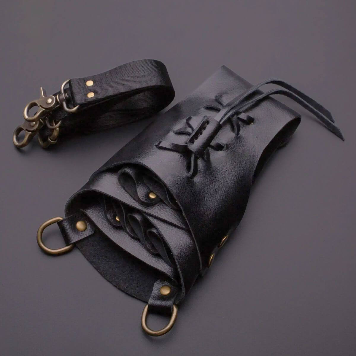 Juntetsu Cross-Laced Leather Holster - 5 Professional (SKU: JUN-CRSLC-5PC)